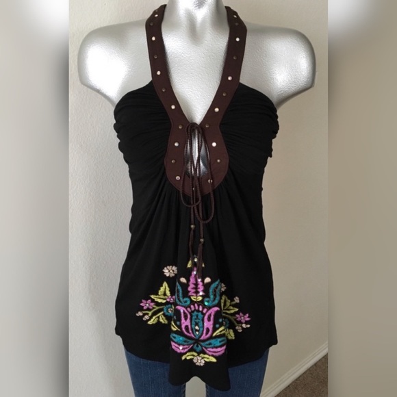 Soul Revival Embroidered Top - Picture 2 of 7